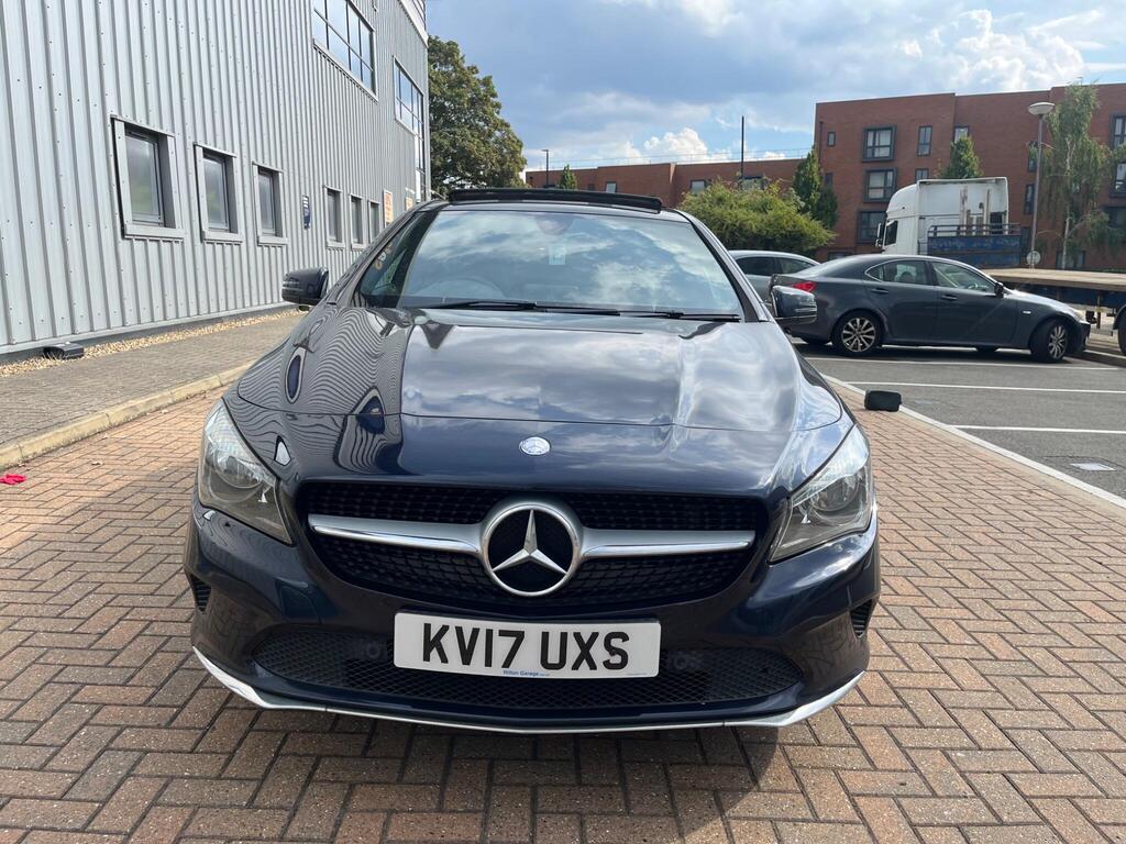 Mercedes-Benz CLA 4