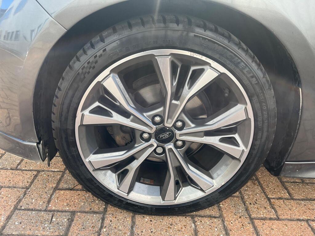 Ford Focus 51