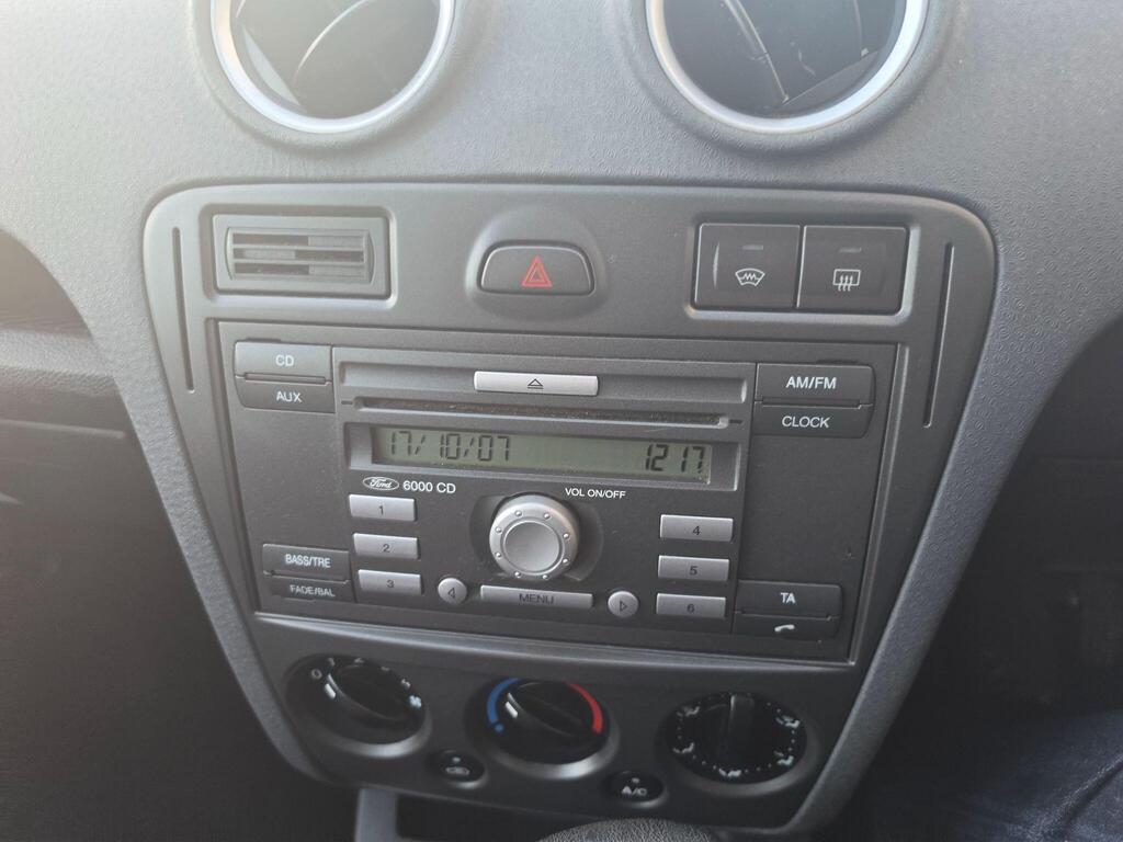 Ford Fusion 12