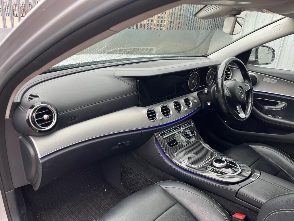 Mercedes-Benz E Class 24