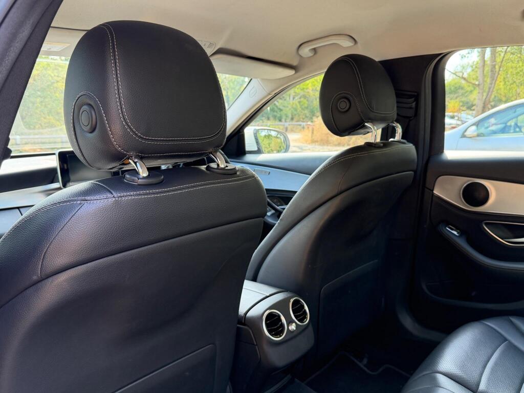 Mercedes-Benz C Class 44