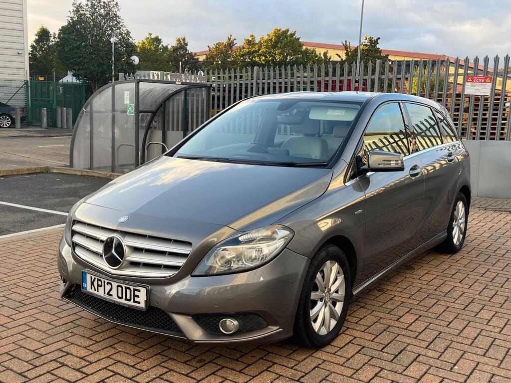 Mercedes-Benz B Class 13