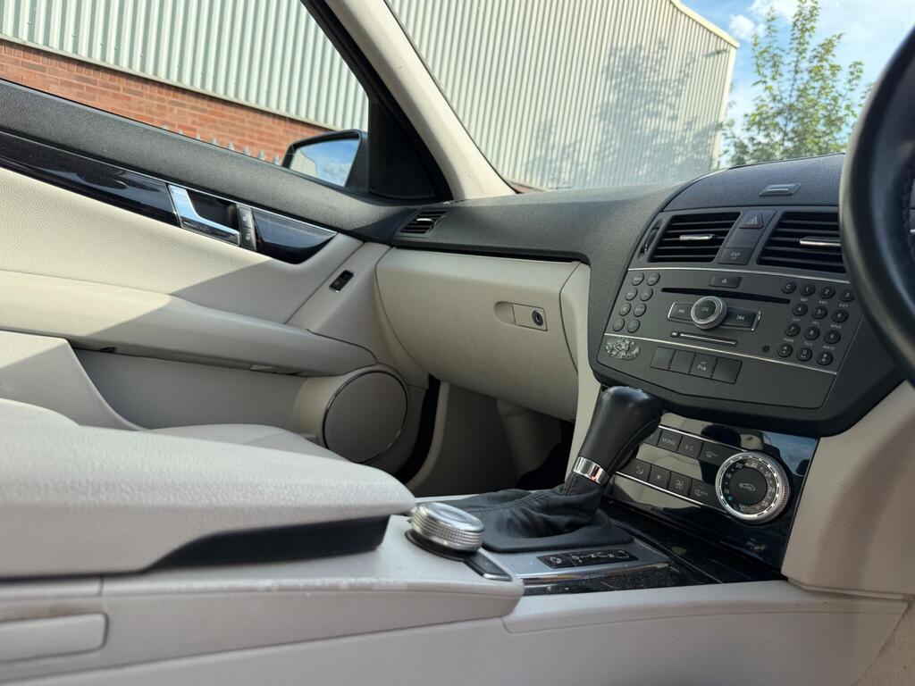 Mercedes-Benz C Class 15