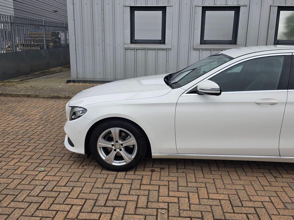 Mercedes-Benz E Class 11