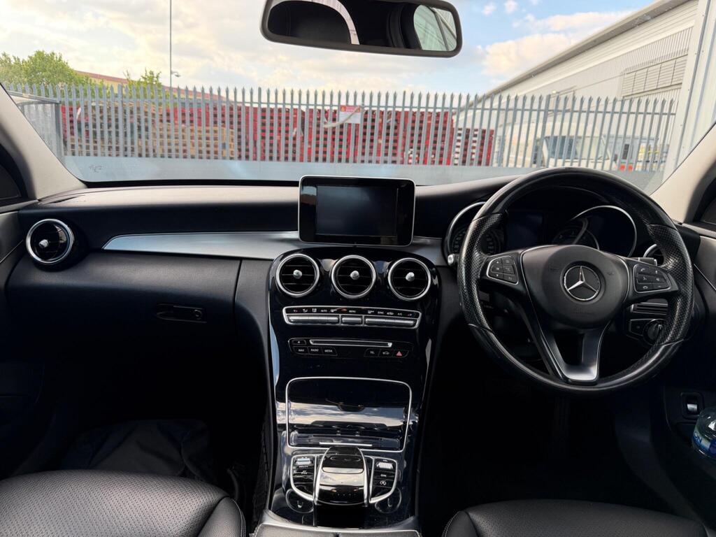 Mercedes-Benz C Class 23
