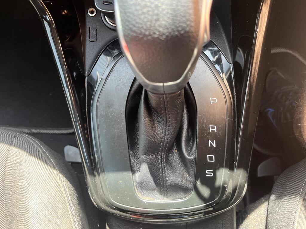 Ford B-Max 26
