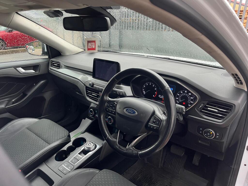 Ford Focus 34