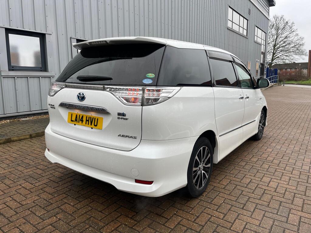Toyota Estima 22