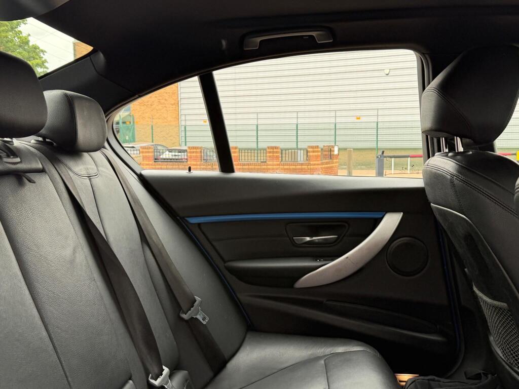 BMW 3 Series 24