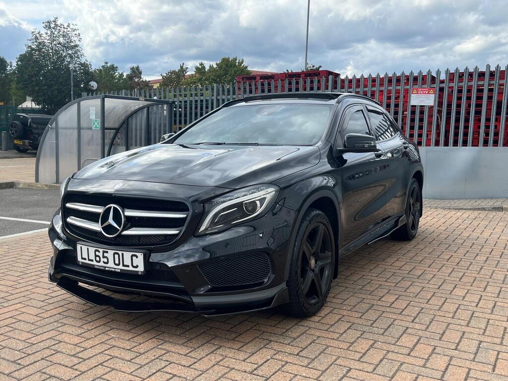 Mercedes-Benz GLA 10