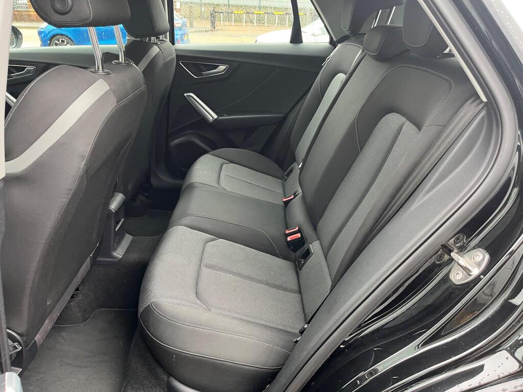 Audi Q2 58
