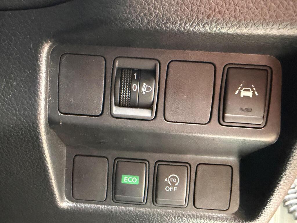 Nissan Qashqai 33