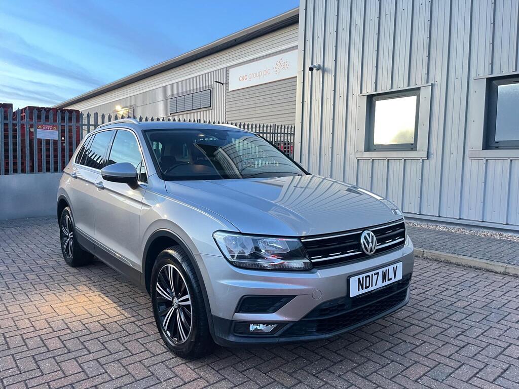 Volkswagen Tiguan 7