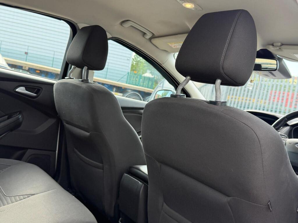 Ford Focus 26