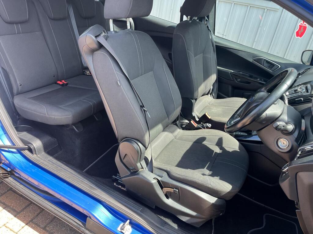 Ford B-Max 29