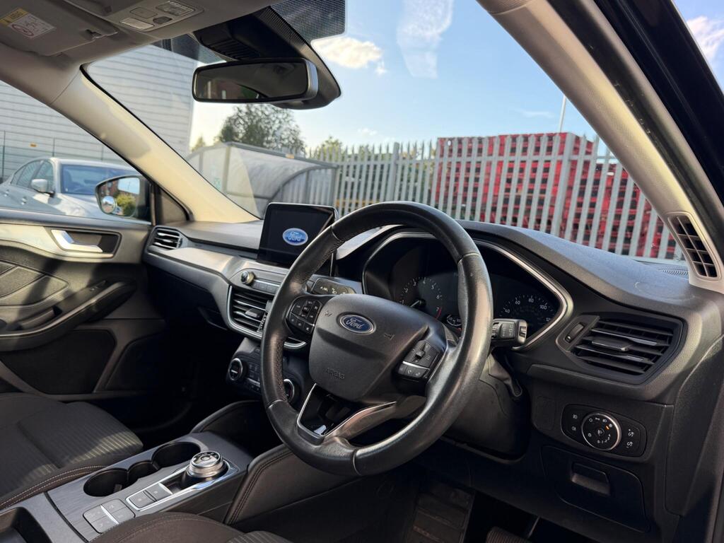 Ford Focus 19