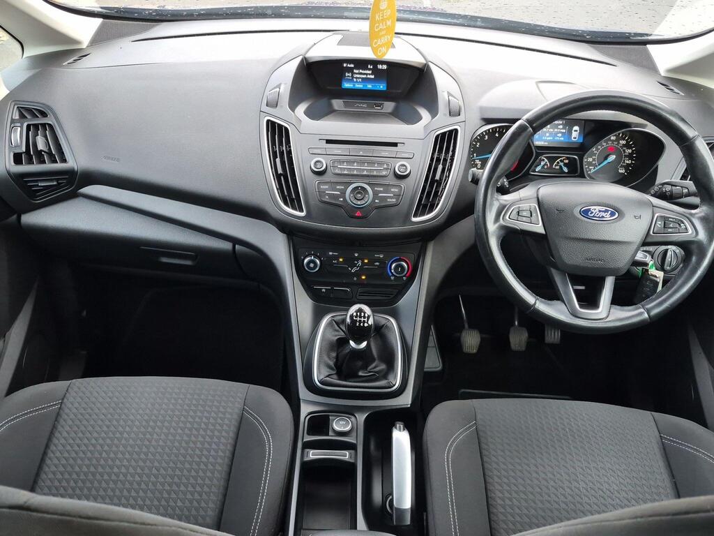 Ford C-Max 11