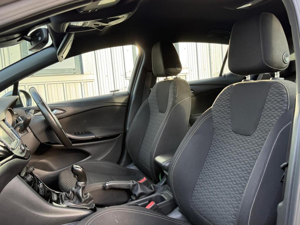 Vauxhall Astra 54