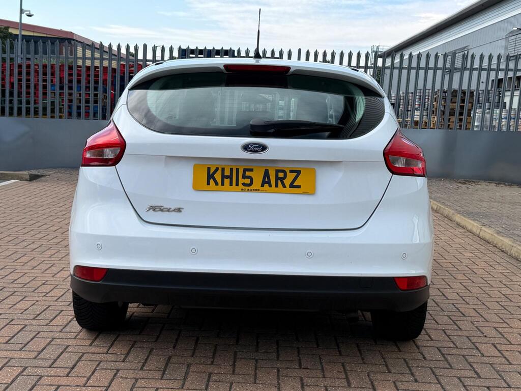 Ford Focus 10