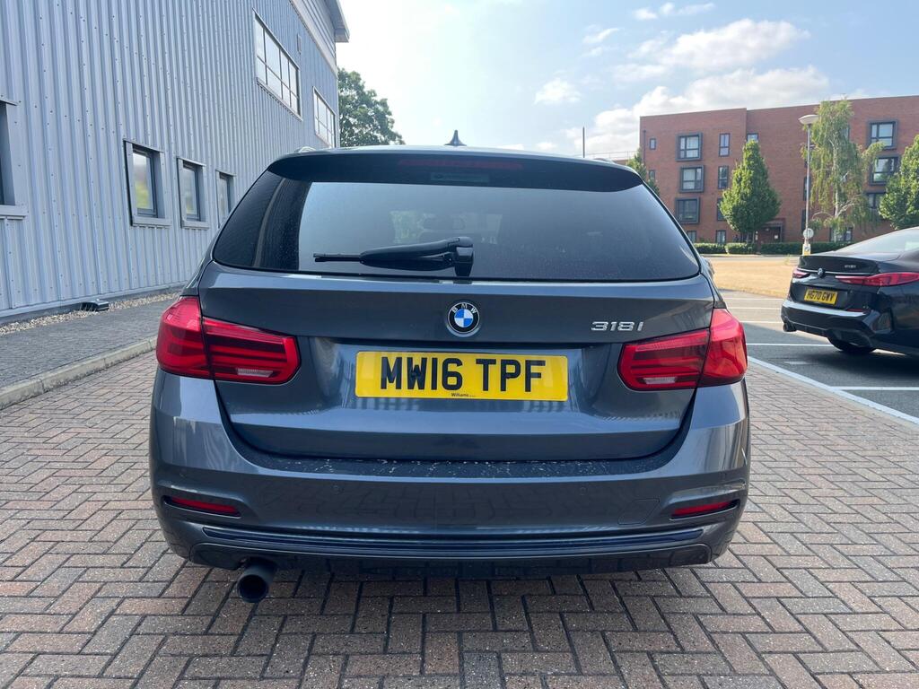 BMW 3 Series 18