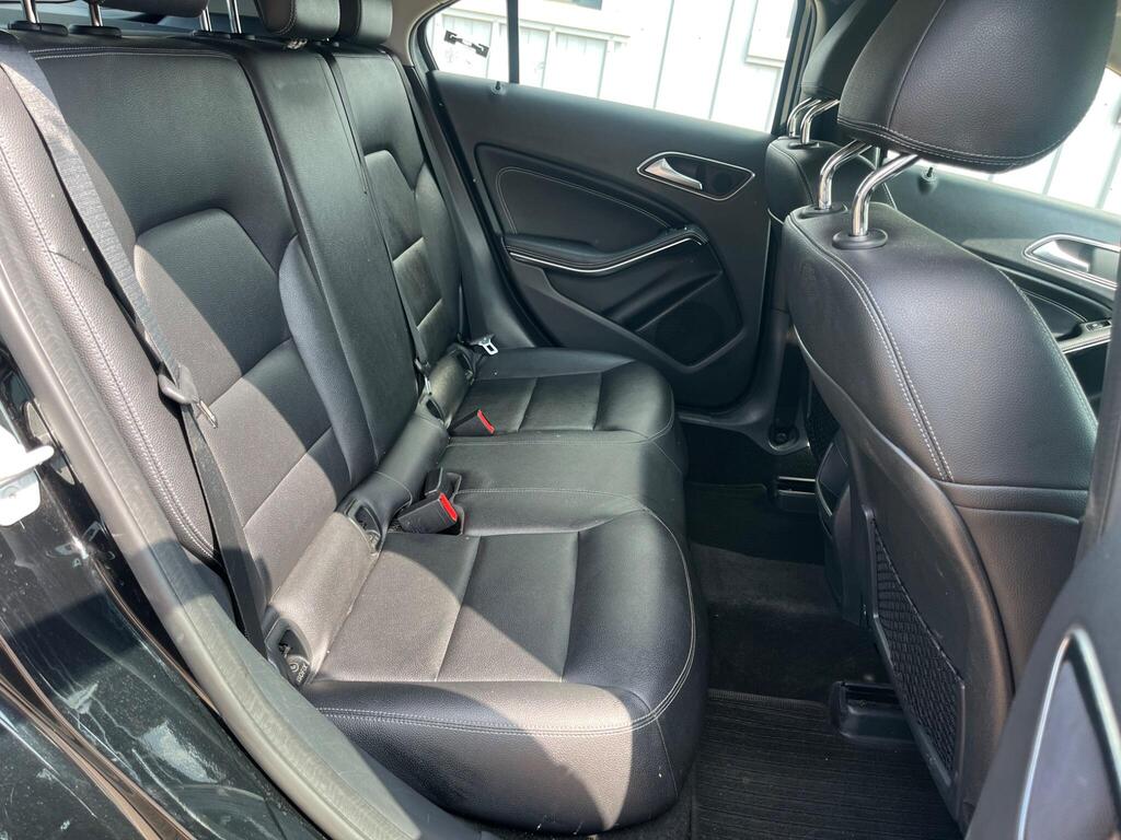Mercedes-Benz A Class 34
