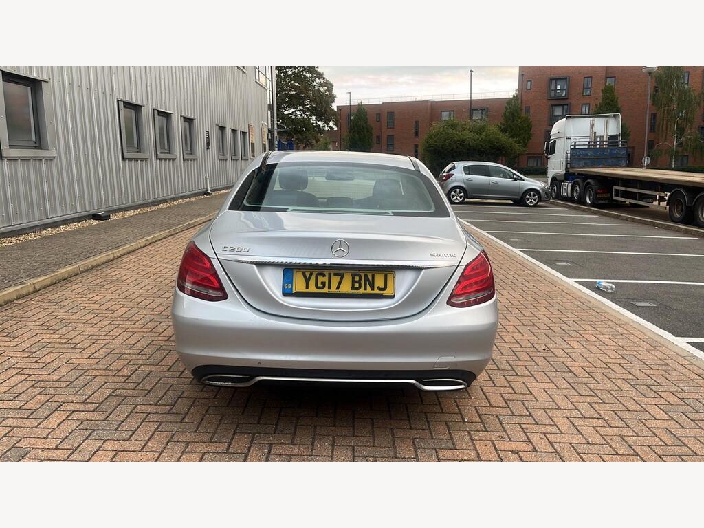 Mercedes-Benz C Class 15
