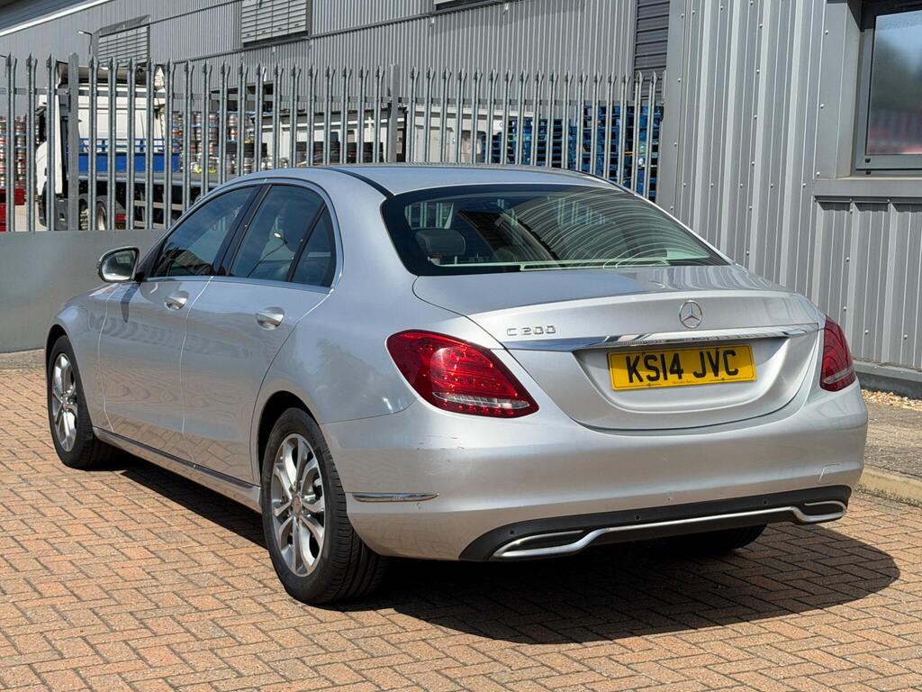 Mercedes-Benz C Class 8