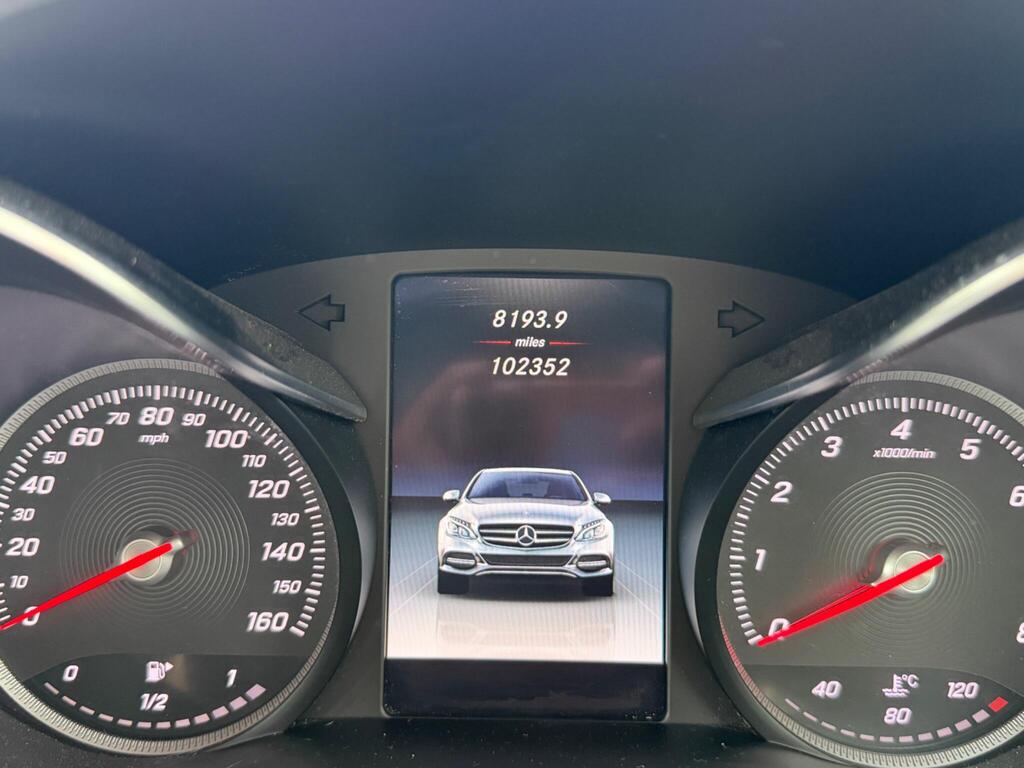 Mercedes-Benz C Class 23