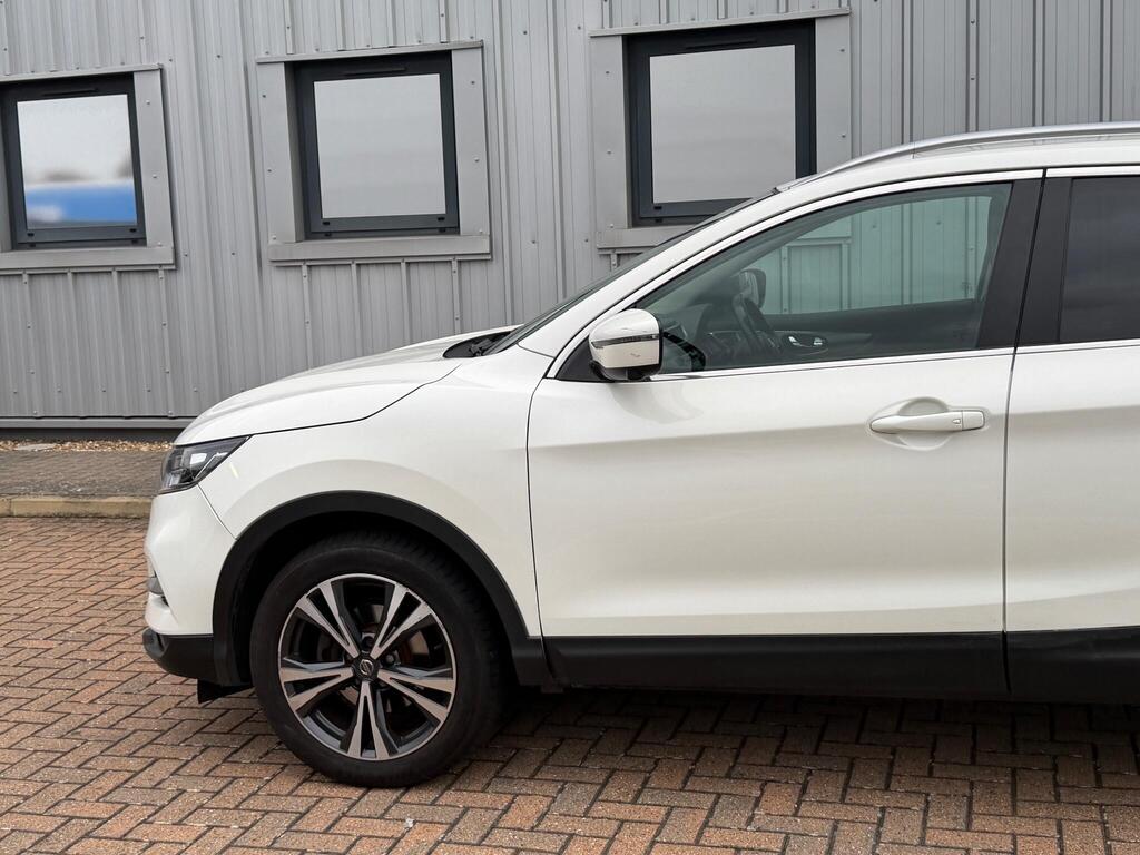 Nissan Qashqai 11