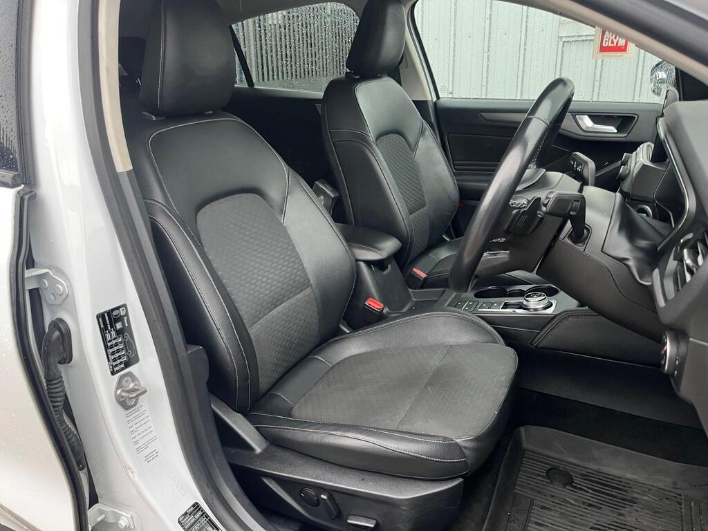Ford Focus 40