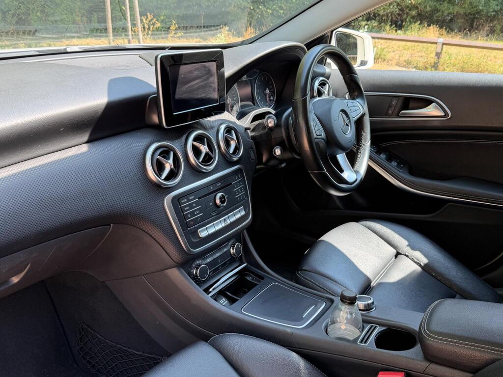 Mercedes-Benz A Class 14