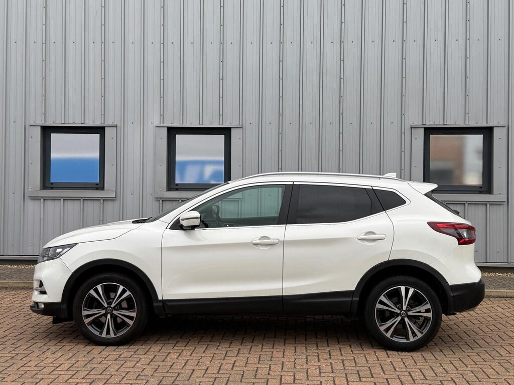 Nissan Qashqai 10