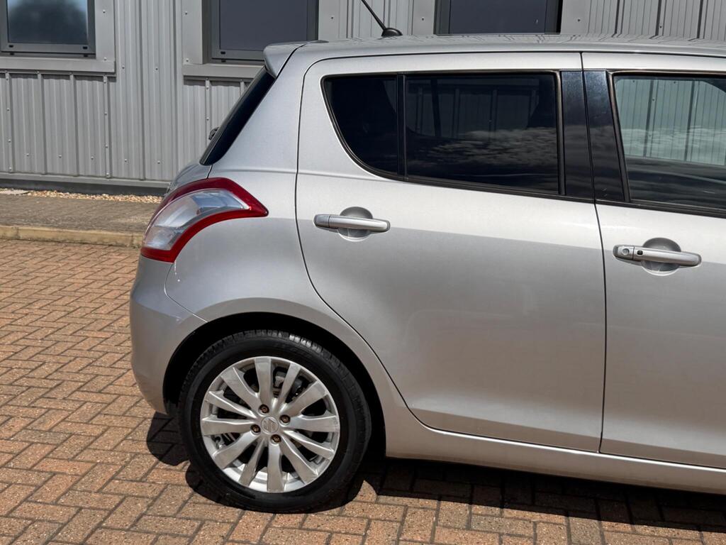 Suzuki Swift 40