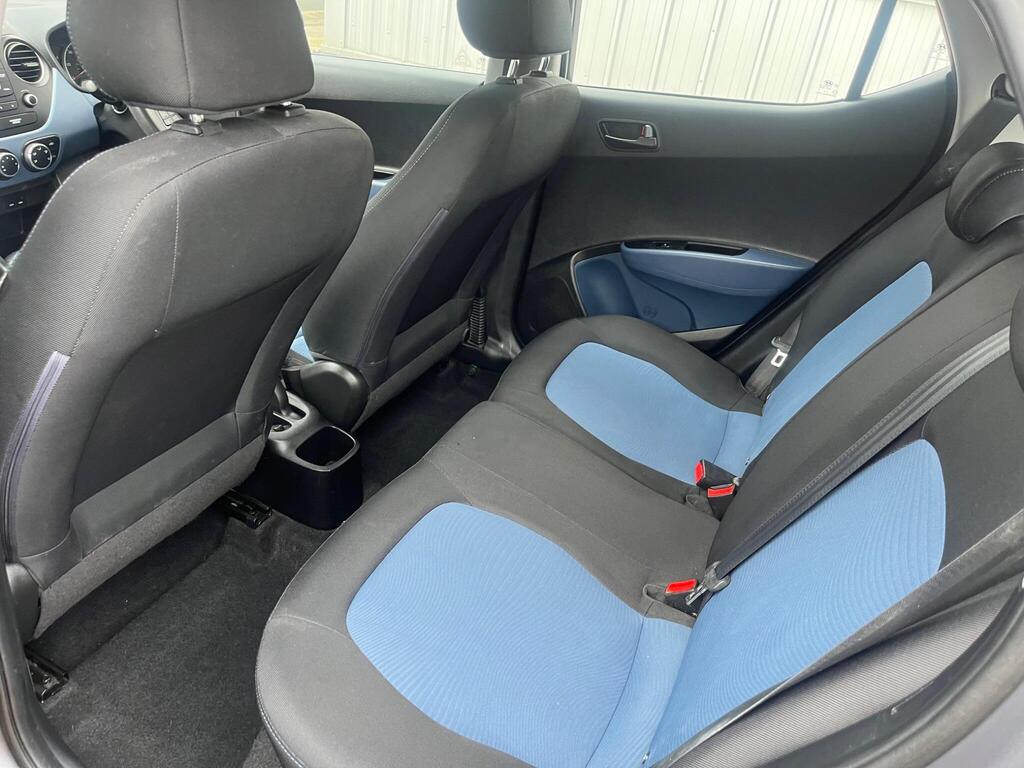 Hyundai i10 26