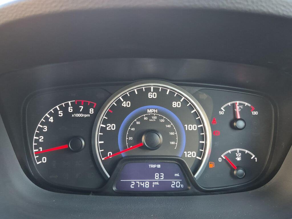 Hyundai i10 39