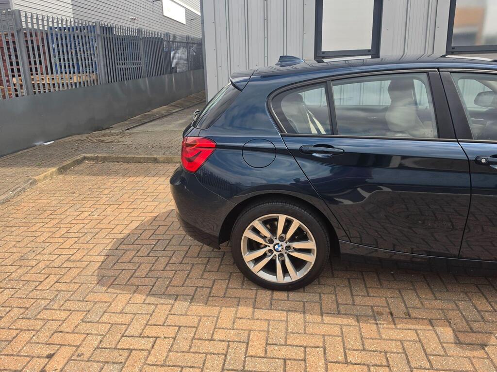 BMW 1 Series 12