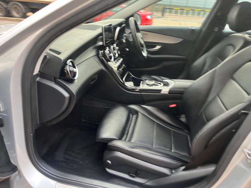 Mercedes-Benz C Class 49