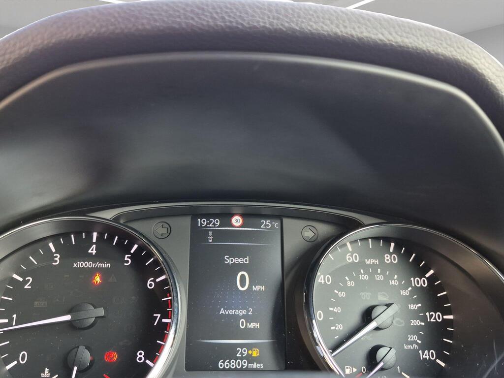 Nissan Qashqai 33