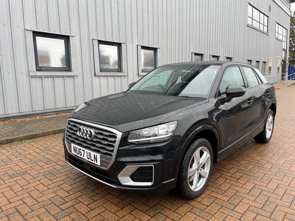 Audi Q2 6