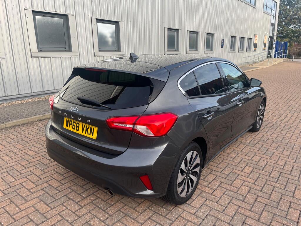 Ford Focus 29