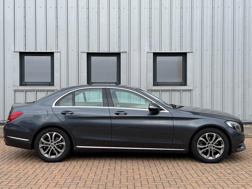 Mercedes-Benz C Class 4