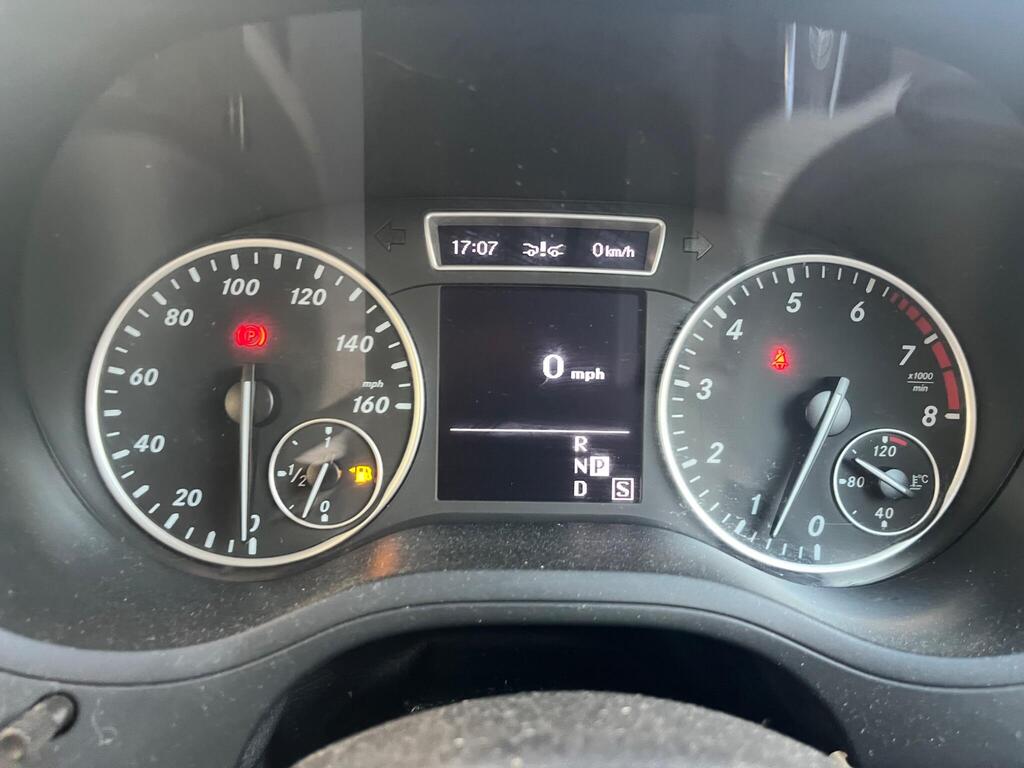Mercedes-Benz B Class 69