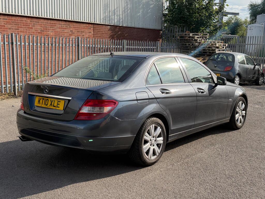 Mercedes-Benz C Class 14