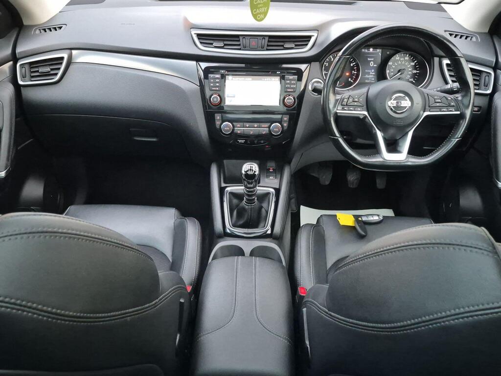 Nissan Qashqai 10
