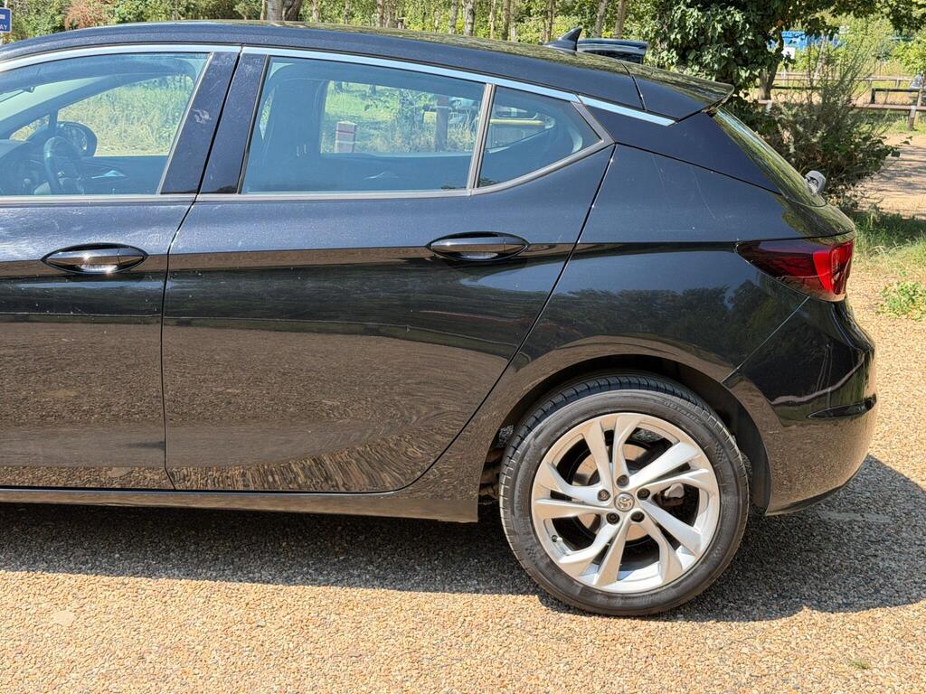 Vauxhall Astra 9