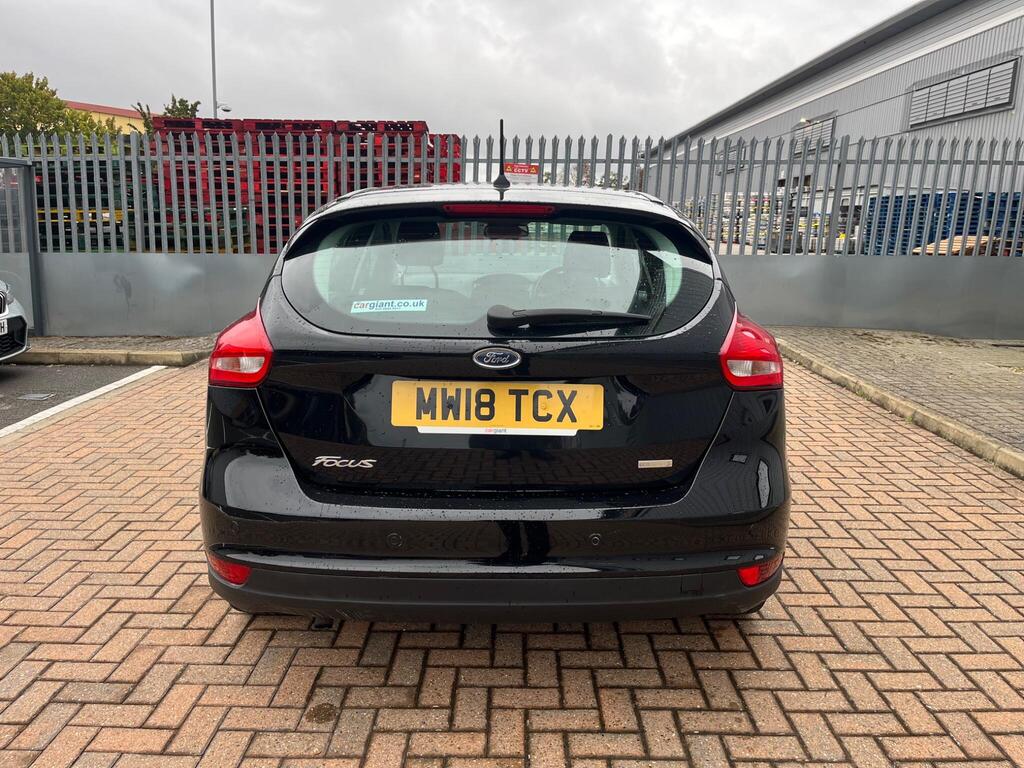 Ford Focus 16