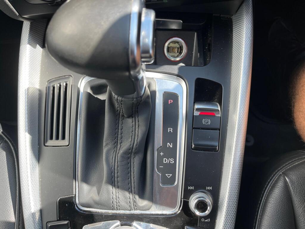 Audi Q5 25