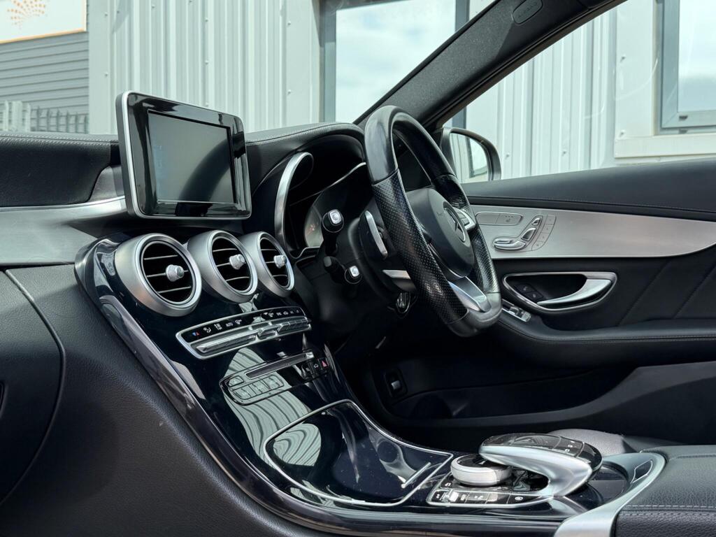 Mercedes-Benz C Class 27