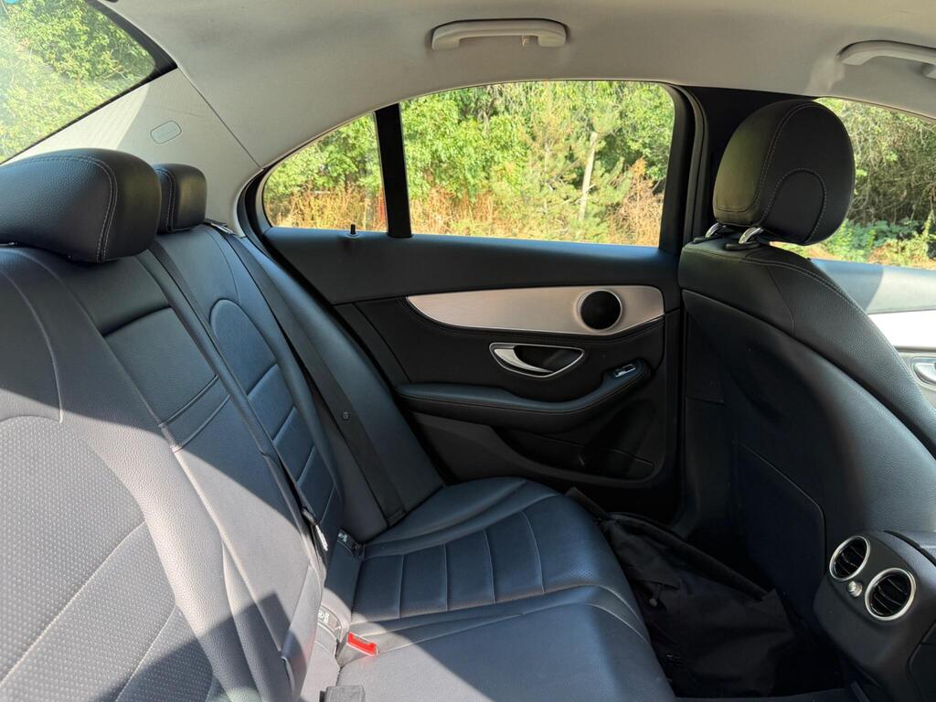 Mercedes-Benz C Class 22