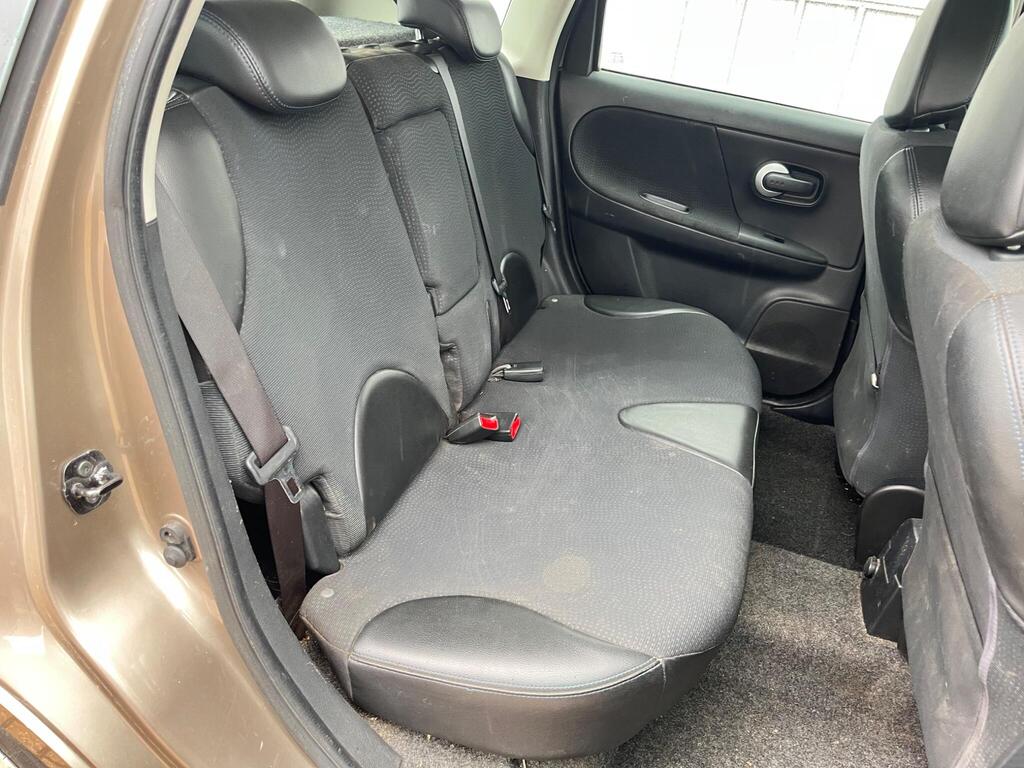Nissan Note 24